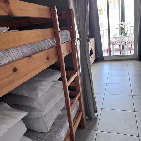 Cosy Entre Port Et Cap 아파트 *