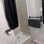 아파트 Cosy Entre Port Et Cap *
